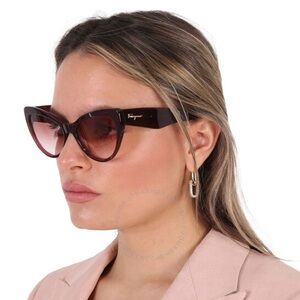 Salvatore Ferragamo cat eye sunglasses SF930SL brown One Size